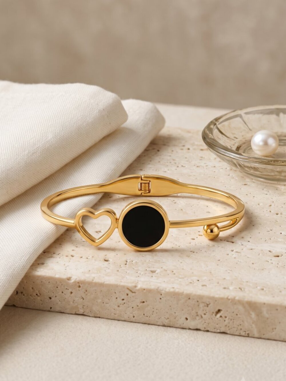18K Gold Plated Open Heart Black Enamel Disc Charm Bangle Bracelet Gold 2.3"